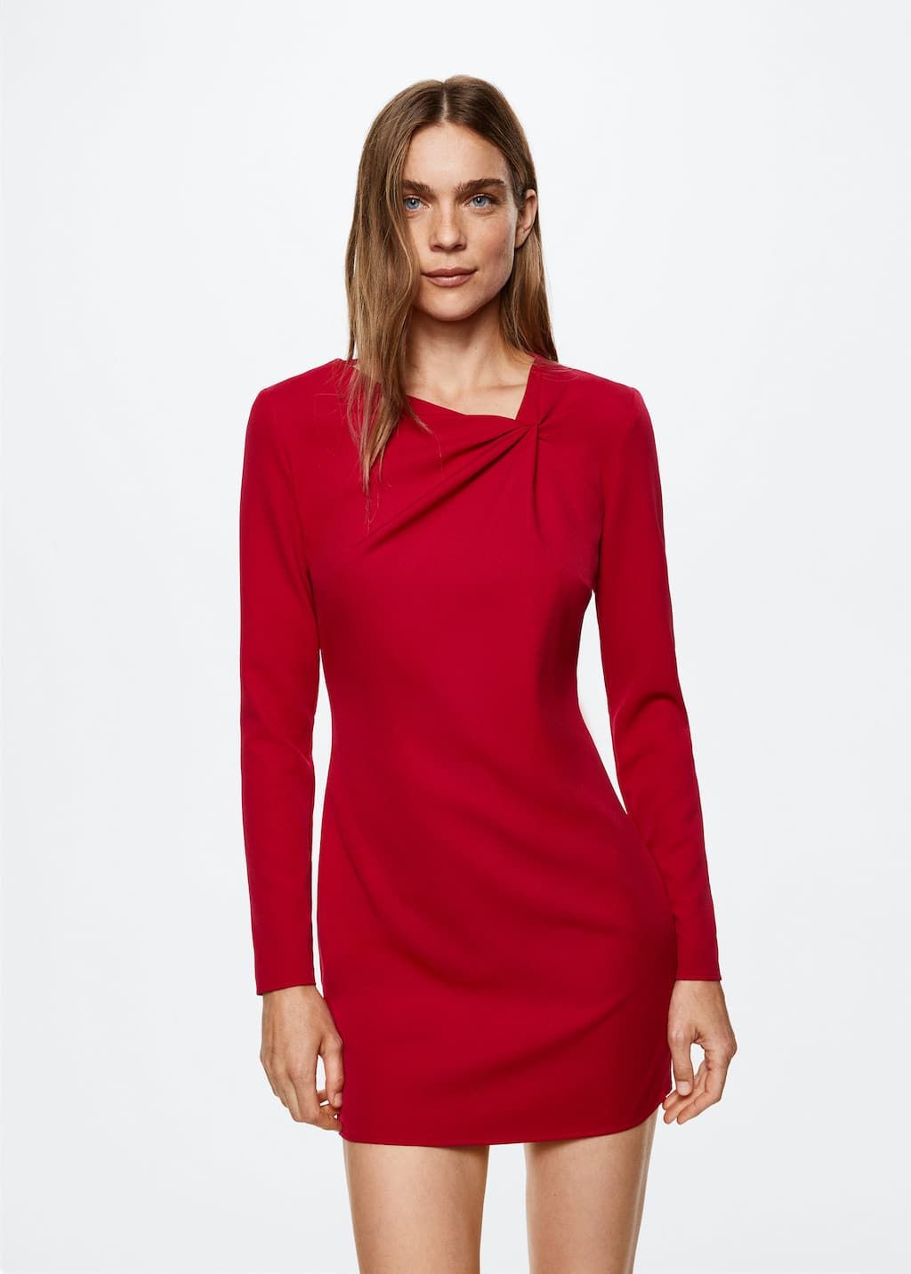 Vestido rojo.