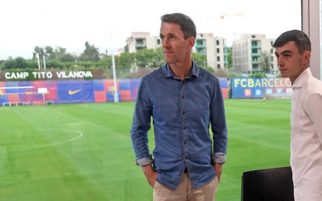 Ramón Planes, junto a Pedri, en las instalaciones del Barça. Ramón Planes, junto a Pedri, en las instalaciones del Barça.