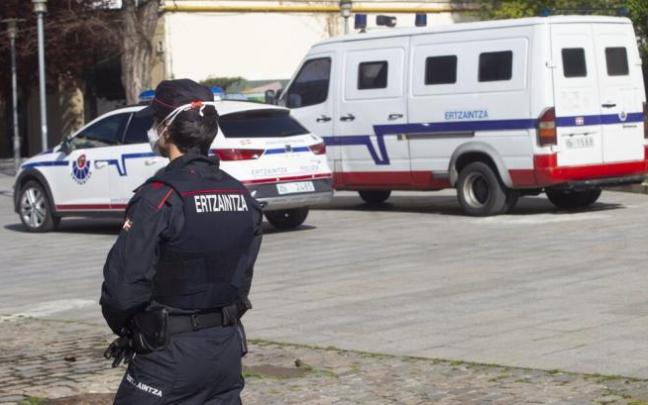 Un agente de la Ertzaina