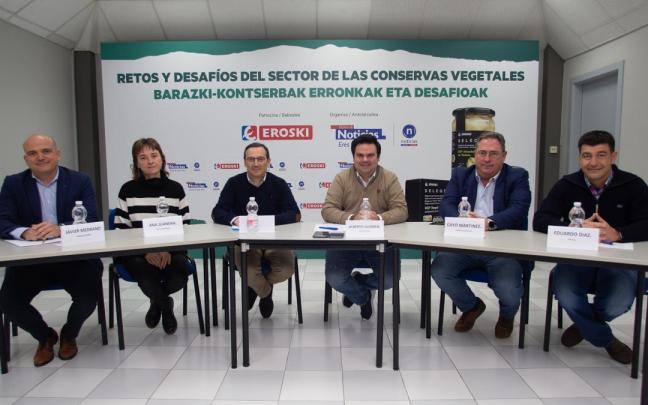 Mesa sectorial sobre conservas vegetales, patrocinada por Eroski.