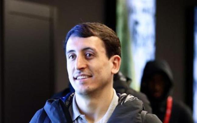 Oyarzabal, a su llegada al estadio