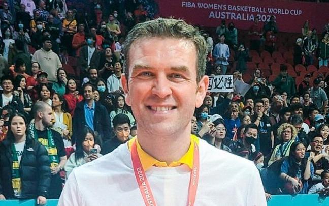 César Rupérez, con la medalla de plata del Mundial de Australia.