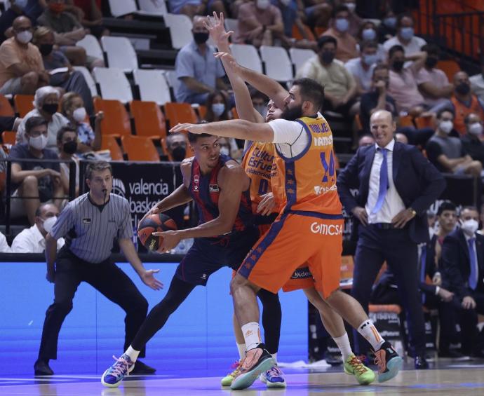 Dusko Ivanovic observa a Baldwin, durante el encuentro ante el Valencia