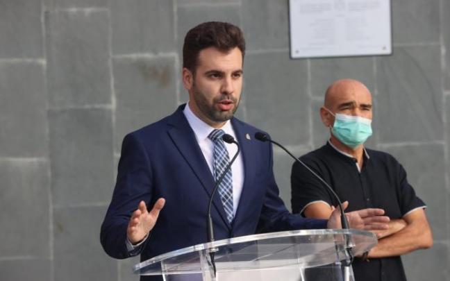 Jon Gondán, alcalde de Zizur Mayor (Geroa Bai) y José Ángel Saiz, de EH Bildu Jon Gondán, alcalde de Zizur Mayor (Geroa Bai) y José Ángel Saiz, de EH Bildu