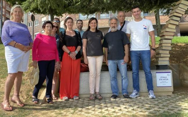 La obra &lsquo;Esana eta Hitza&rsquo; se ubica en el parque de La Cerrada.