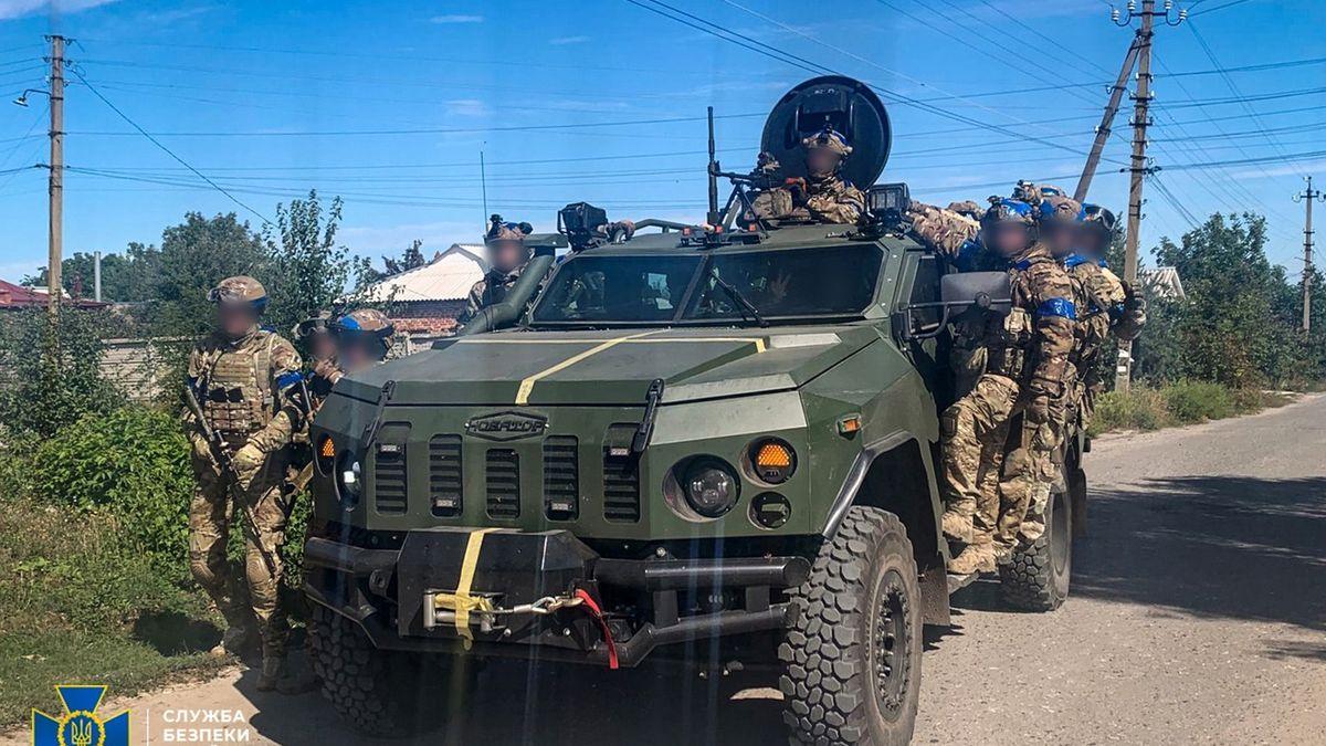 Vehículo blindado de las Fuerzas Armadas de Ucrania.