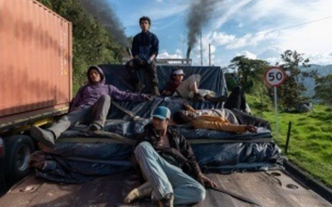 Fotograma de ‘Los reyes del mundo’. Fotograma de ‘Los reyes del mundo’.