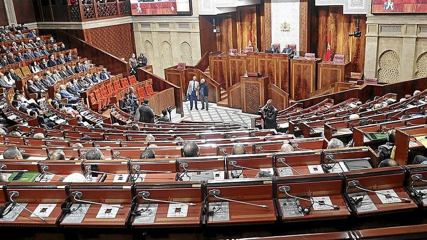 Las dos cámaras legislativas de Marruecos celebraron ayer un pleno conjunto. | FOTO: EFE