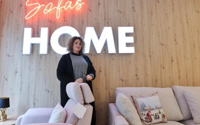 Marisa Tihista en su tienda