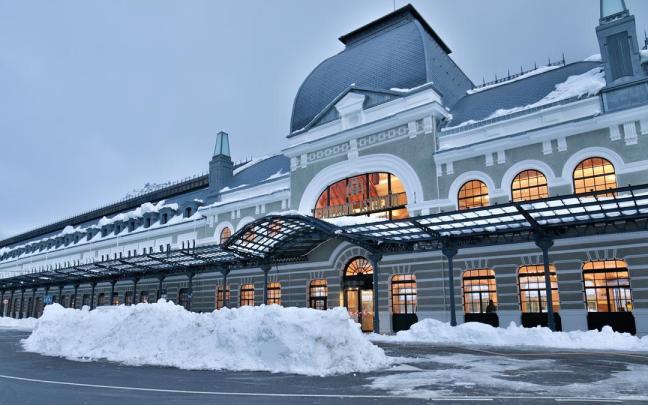 Entrada del Hotel Canfranc Estación. Entrada del Hotel Canfranc Estación.