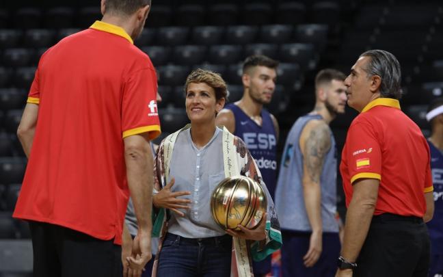 Chivite, con Scariolo, en su visita al Navarra Arena Chivite, con Scariolo, en su visita al Navarra Arena