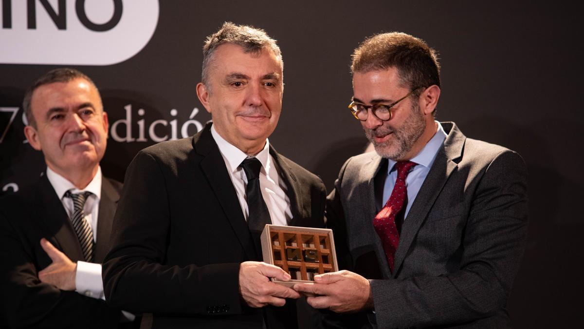 El escritor oscense Manuel Vilas recibe el 79 Premio Nadal.