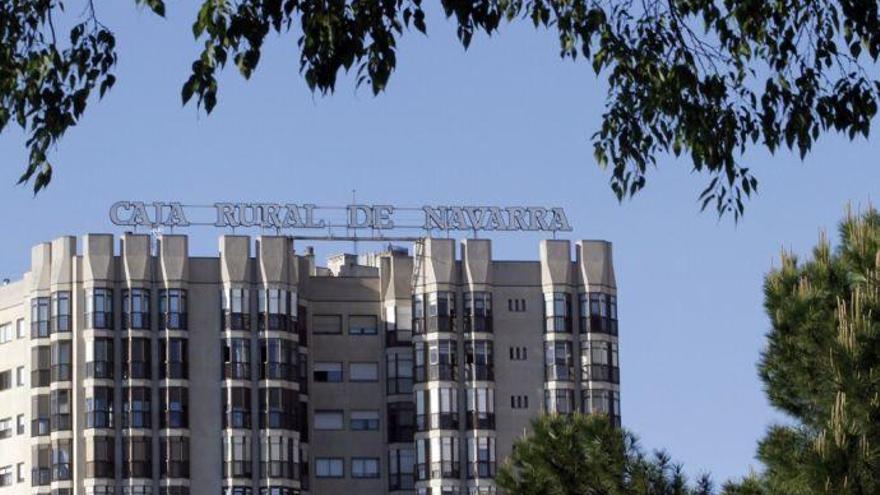 Edificio de Caja Rural en Pamplona