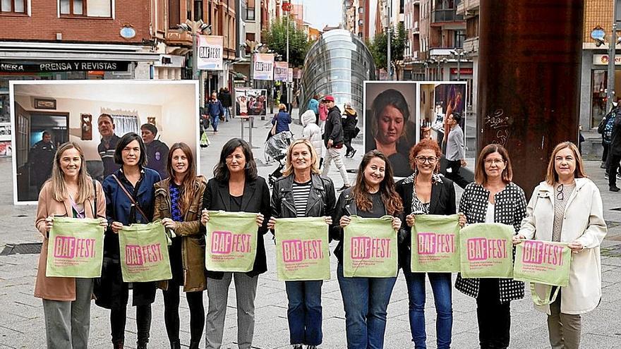 La fotografía hecha por mujeres toma las calles de Barakaldo durante este mes gracias a Baffest.