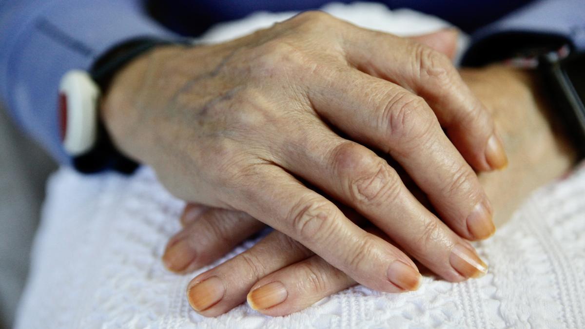 Los casos de Alzheimer crecen por el envejecimiento poblacional y aparecen perfiles más jóvenes.