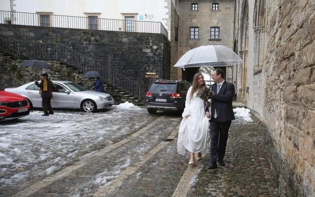 Boda con nieve en Roncesvalles.
