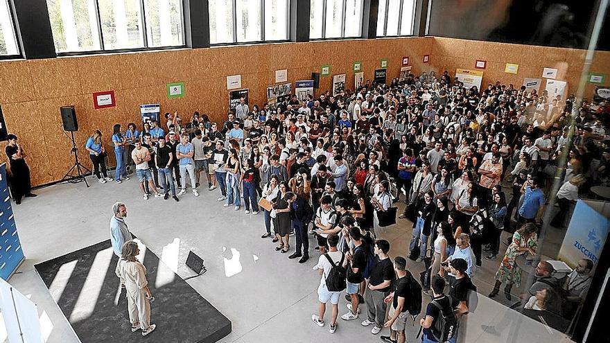 Estudiantes conocen la nueva cultura de empresa