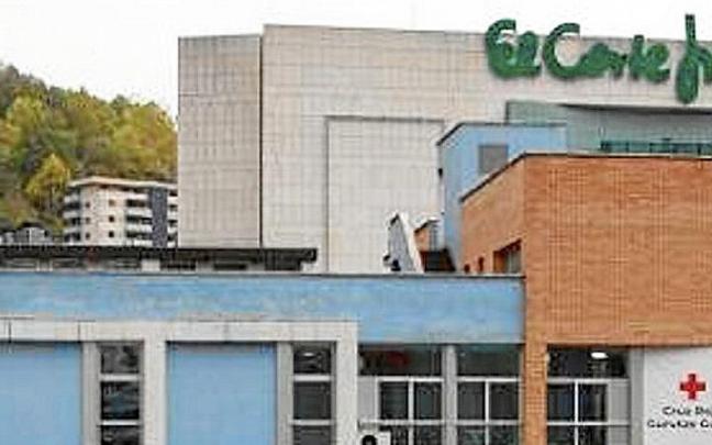 Vista del edificio del antiguo ambulatorio de Torrekua. | FOTO: J.LEON.