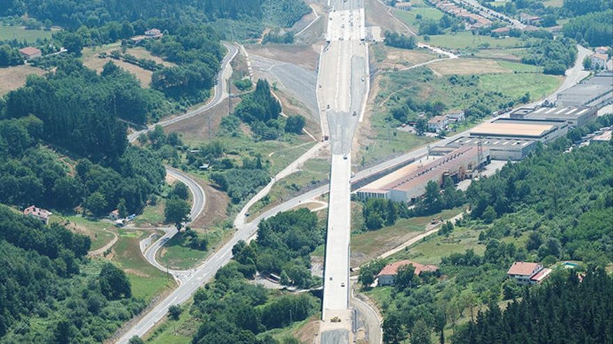 Obras de la Y vasca en Ezkio.