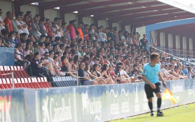 Imagen de archivo de la grada de Tajonar.