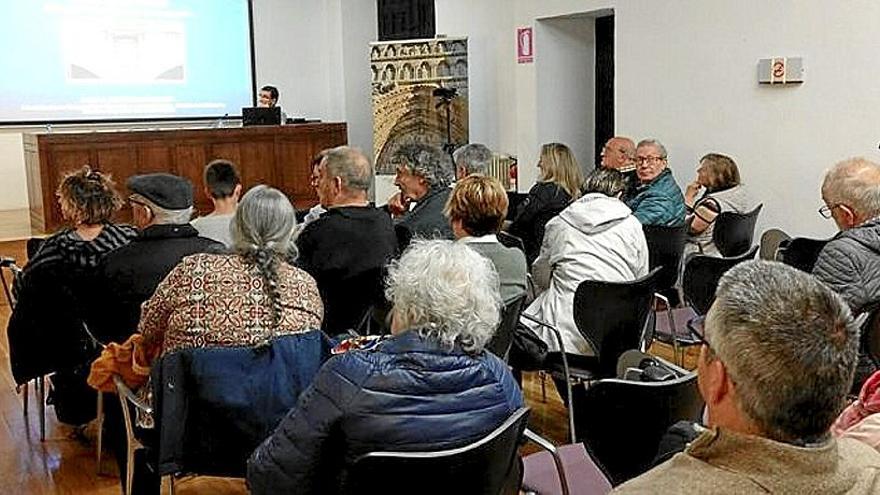 Momento de la última conferencia impartida. Foto: cedida