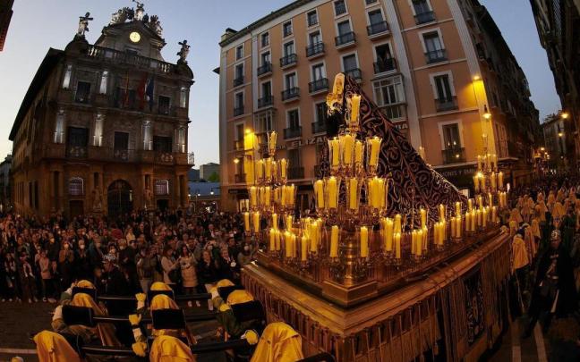 La Dolorosa, durante la procesi&oacute;n del Santo Entierro en 2022