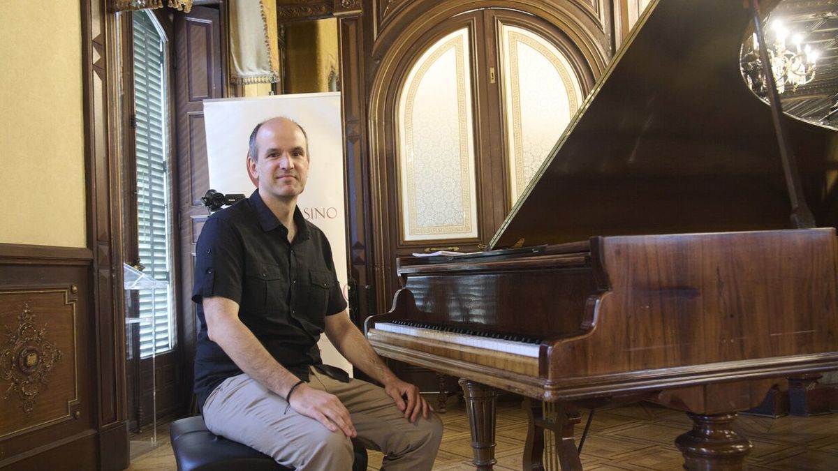 El trombonista y compositor Eneko Azparren presenta &lsquo;Elements&rsquo;, su &uacute;ltimo trabajo, que consta de 8 piezas m&uacute;sicales para diferentes instrumentos.