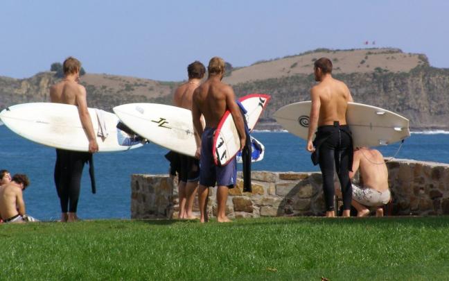 Surflari gazteak Mundakan. Surflari gazteak Mundakan.