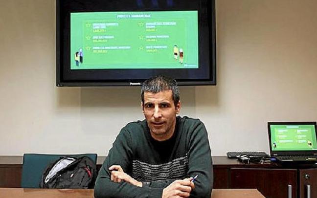 Gonzalo Carrion zinegotzia, Hondarribiko udaletxean.