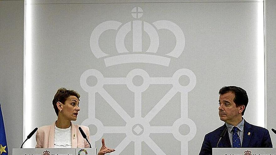 María Chivite y Mikel Irujo, en la presentación de las inversiones de Volkswagen.