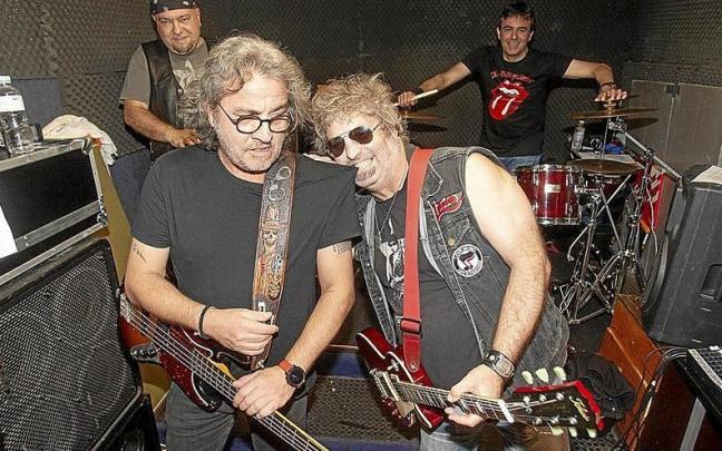 El cuarteto gasteiztarra en uno de los últimos ensayos de estos días de cara al concierto de este día 15. | FOTO: JOSU CHAVARRI