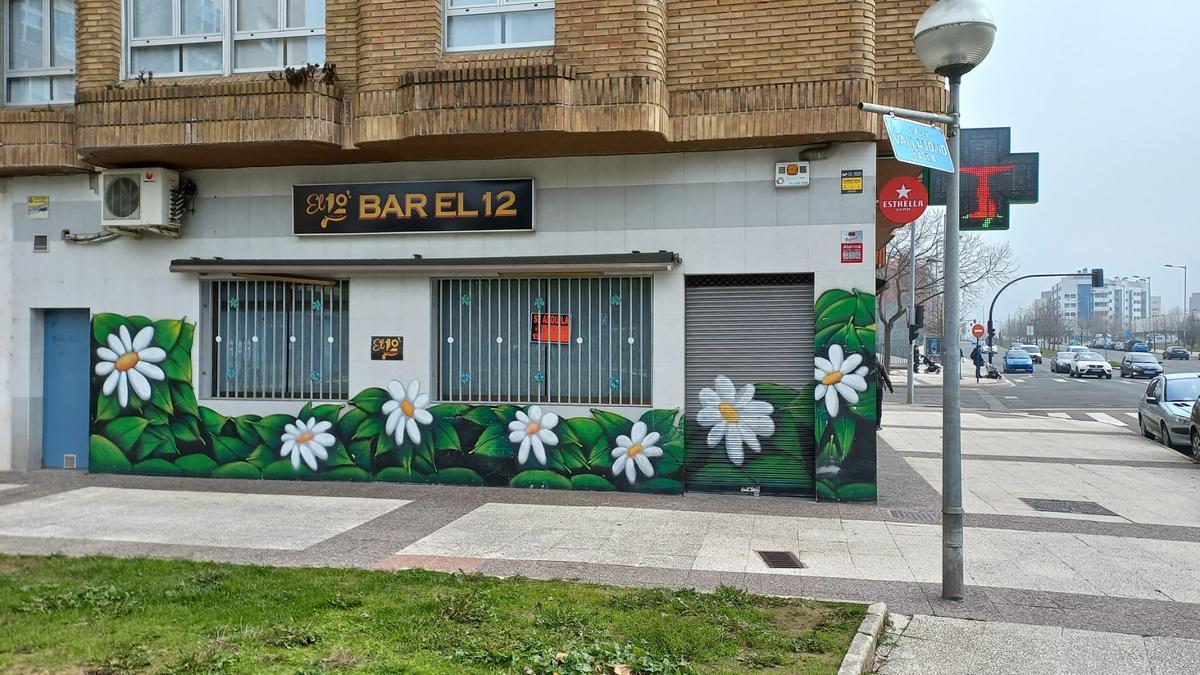 El 12 (el nuevo nombre de este bar de Arantzabela) celebró su apertura con muchas sorpresas el día de Halloween
