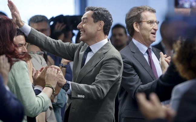 Moreno y Feijóo en la reunión de la Ejecutiva nacional del PP. Moreno y Feijóo en la reunión de la Ejecutiva nacional del PP.