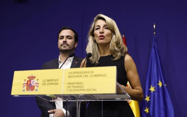 Yolanda D&iacute;az y Alberto Garz&oacute;n comparecen tras la reuni&oacute;n celebrada con el director ejecutivo de Carrefour.