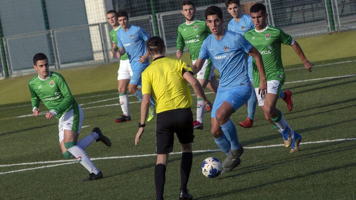 Imagen de archivo correspondiente a un partido de f&uacute;tbol base ajeno a esta informaci&oacute;n.