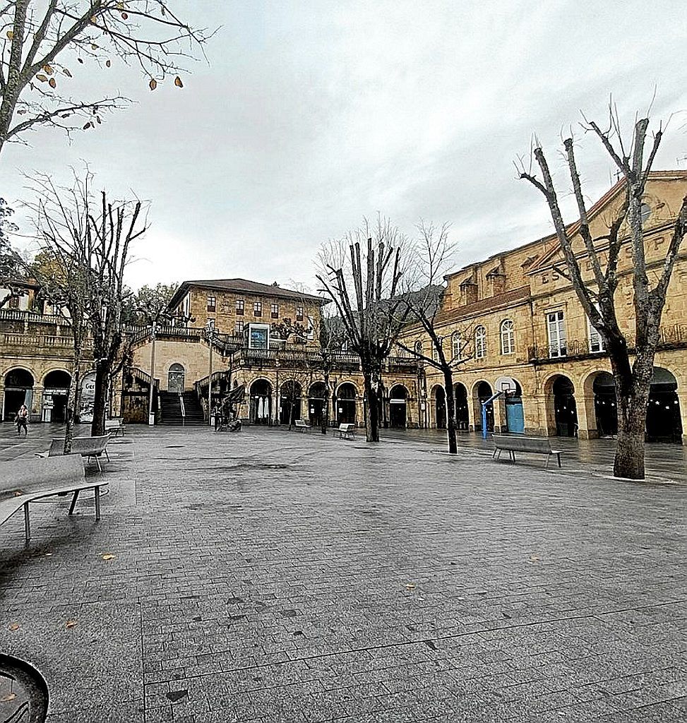 Gernika-Lumo es un lugar cargado de simbolismo.