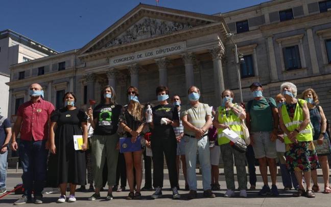EH Bildu ha votado en contra en la ponencia junto a Junts, PP, Ciudadanos y Vox. EH Bildu ha votado en contra en la ponencia junto a Junts, PP, Ciudadanos y Vox.