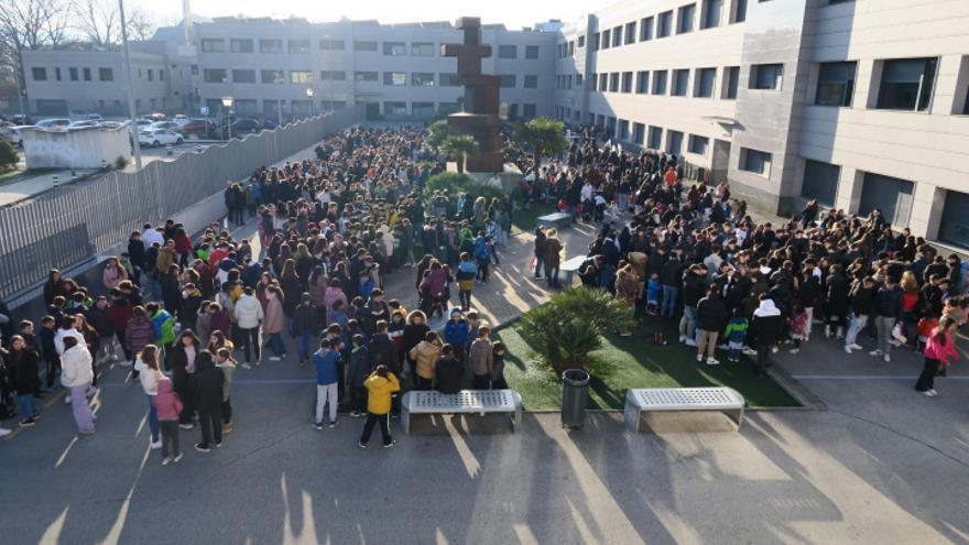 El acto reunión a 1.800 personas en el colegio Maristas