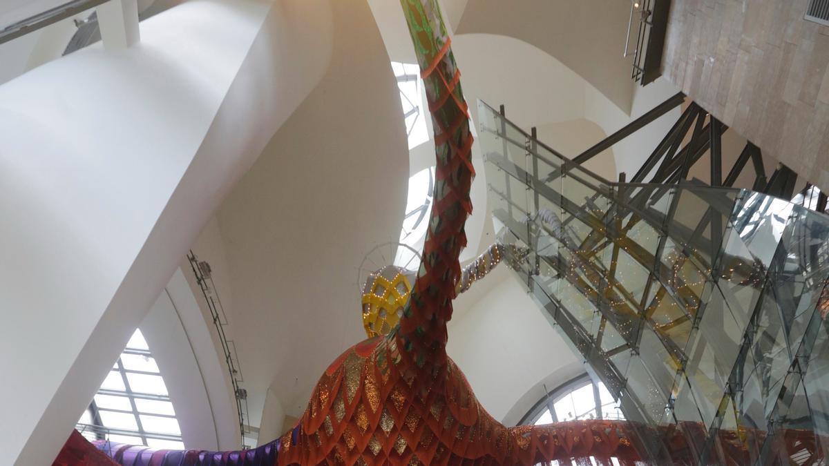 ‘Egeria’ estuvo expuesta por toda la altura del atrio del museo, de 40 metros de alto.