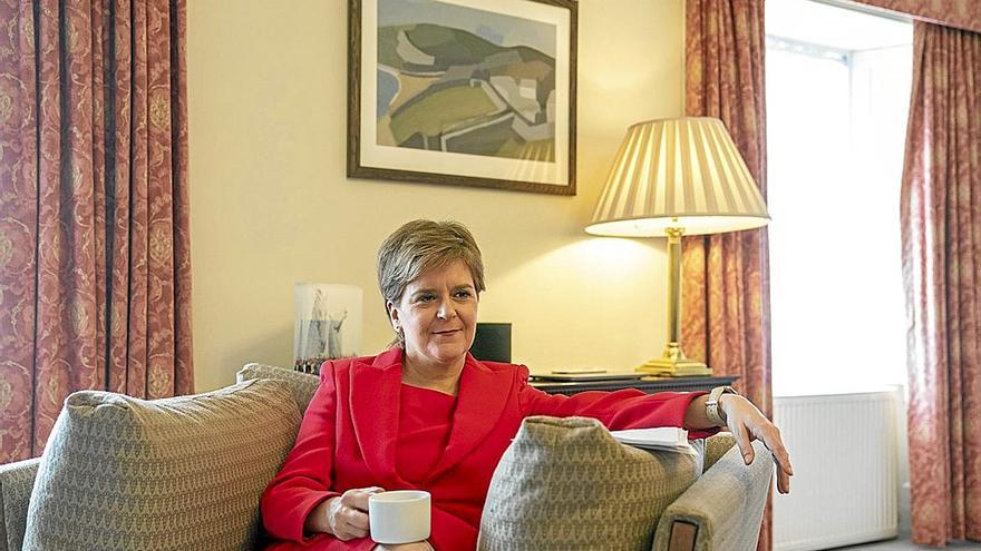 Nicola Sturgeon anunció el pasado miércoles su renuncia tras ocho años al frente del nacionalismo escocés. | FOTO: E. P.