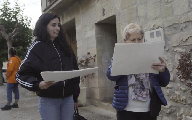 Proyecto “Entre el León y Las Muelas, La Suerte”, de Andrea Ganuza y Karmele Oteros en Cabredo. Proyecto “Entre el León y Las Muelas, La Suerte”, de Andrea Ganuza y Karmele Oteros en Cabredo.
