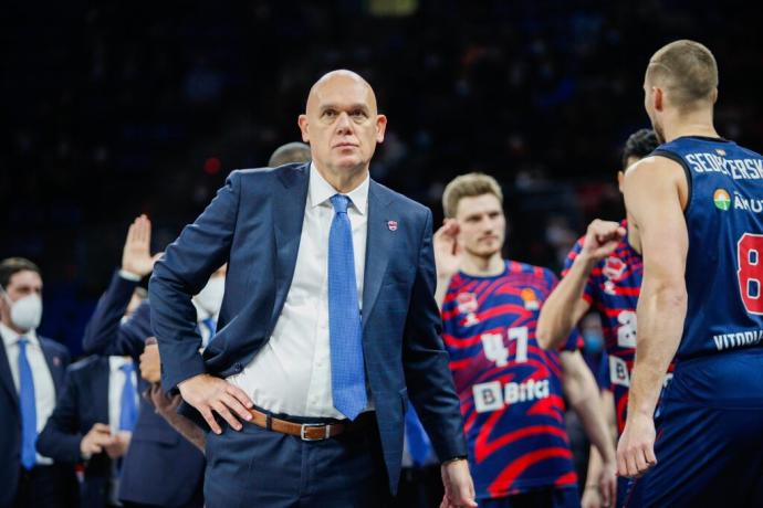 El entrenador del Baskonia, Neven Spahija, en el partido frente al Bayern.