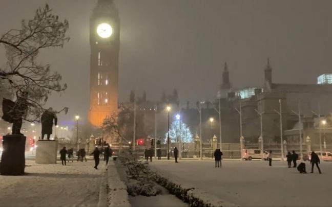 Londres bajo un manto de nieve.