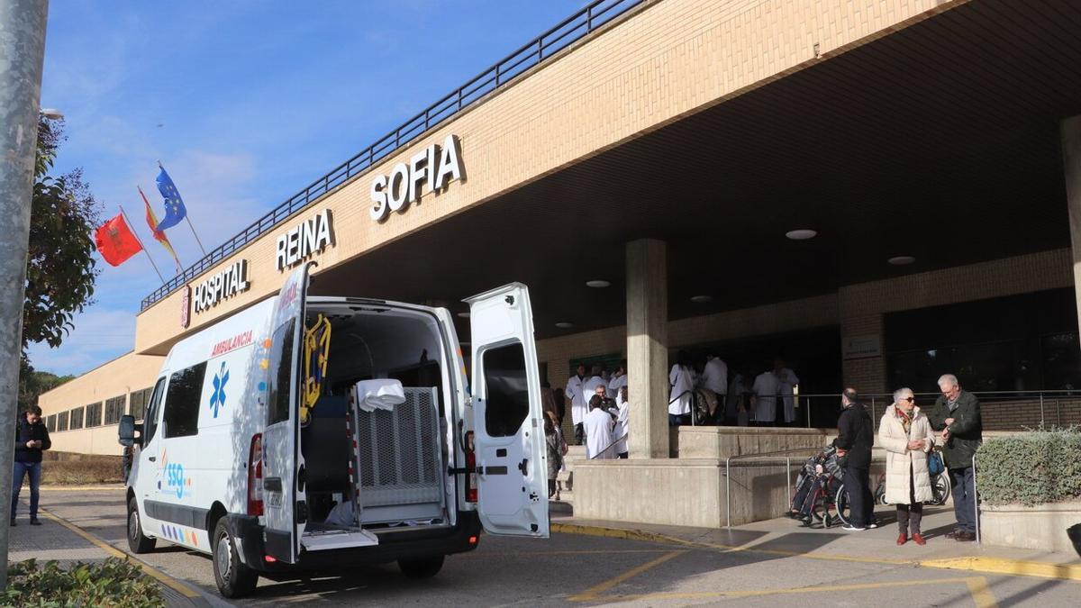 Vista de la entrada del Hospital Reina Sofía de Tudela