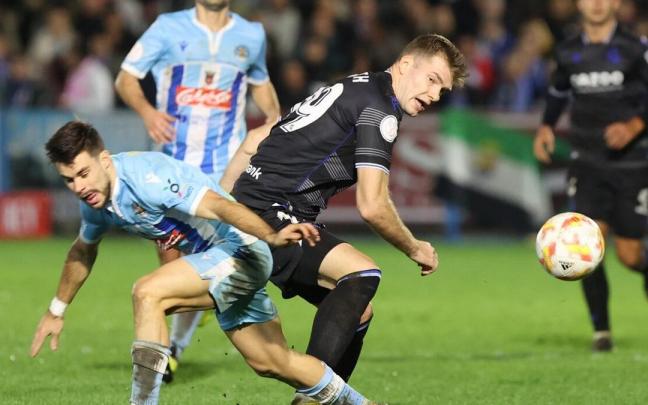 Sorloth, durante el partido de este mi&eacute;rcoles en Coria.