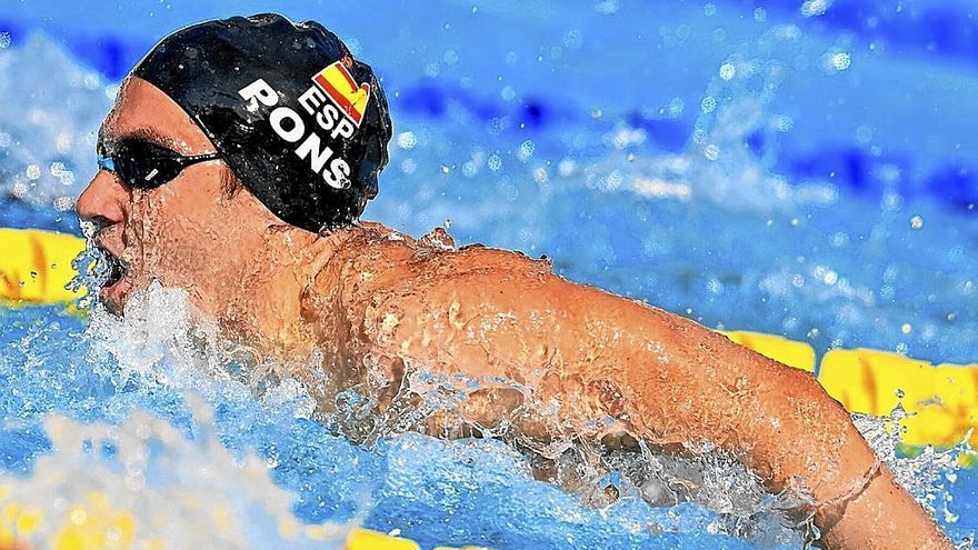 El nadador español Joan Lluis Pons, en la final de 400 estilos del Europeo de Roma.