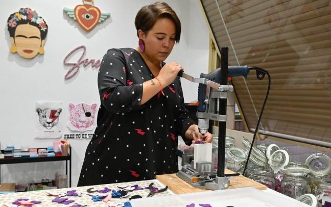 Mar&iacute;a Zarate en su showroom de Rodriguez Arias de Bilbao