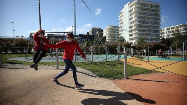 Parque infantil en el Soto de Lezkairu, uno de los barrios de más expansión