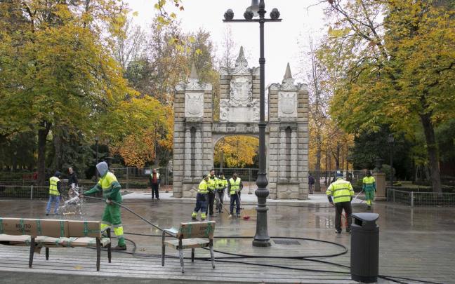 La calle Bosquecillo conecta para peatones y bicicletas el Casco Antiguo con los barrios de San Juan e Iturrama.