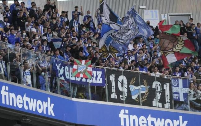 La afición albiazul ya se dejó sentir en el Reale Arena La afición albiazul ya se dejó sentir en el Reale Arena